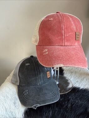 2 Hat Bundle - Rodeo Drive - Distressed Trucker Hats